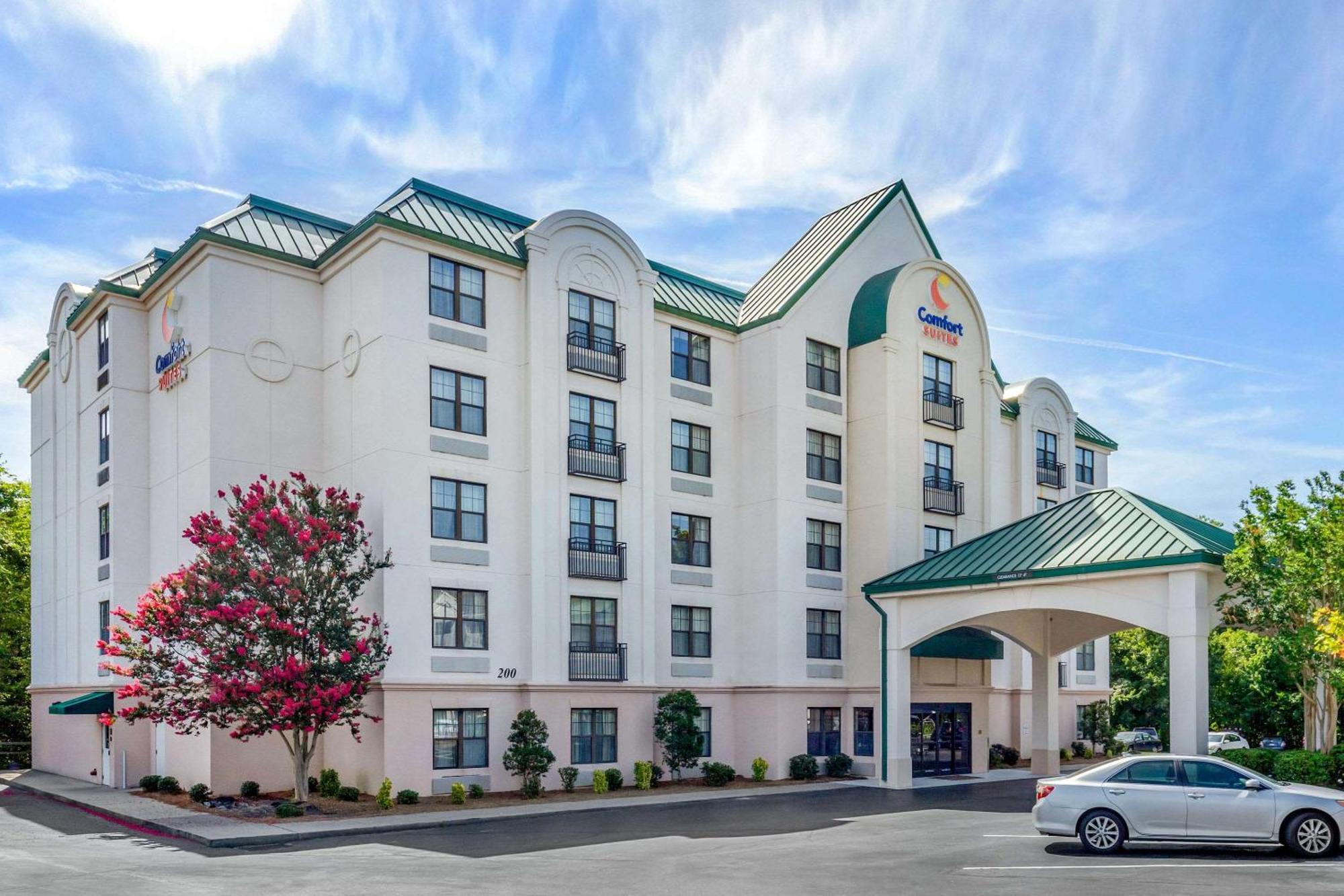 Comfort Suites Hanes Mall Winston-Salem Exterior photo